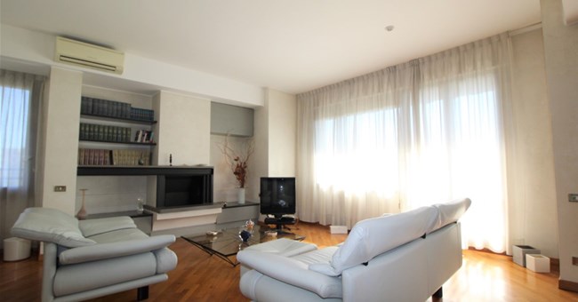 Appartamento in affitto Milano - Via Eugenio Montale