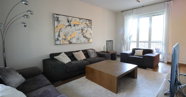 Elegant apartment with terrace for rent Milan - Via Tesio