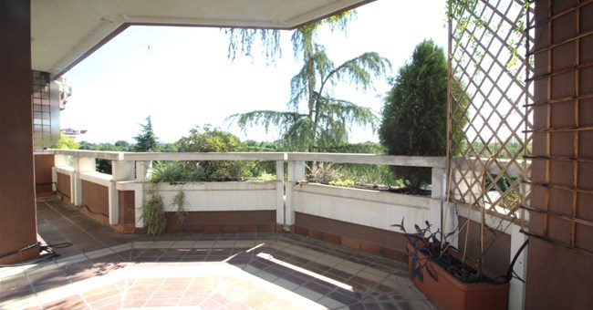 Elegant apartment for rent Milan - Via Ippodromo